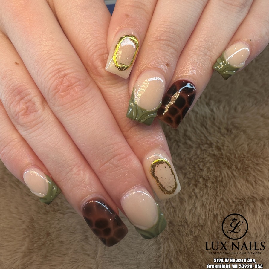 Lux Nails Greenfield, WI 53220